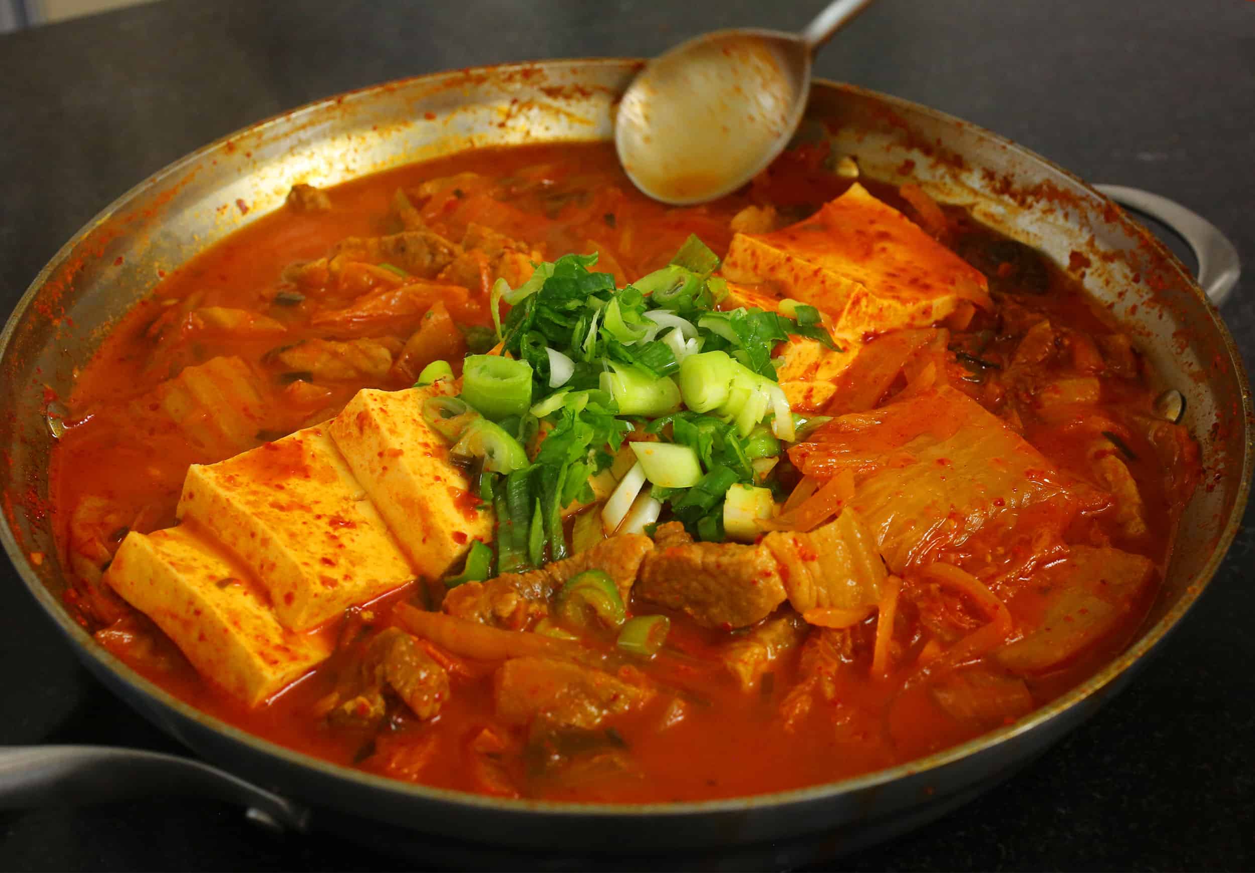 Kimchi jjigae